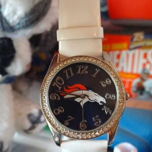 Game Time Women's NFL-GLI-DEN "Glitz" Watch